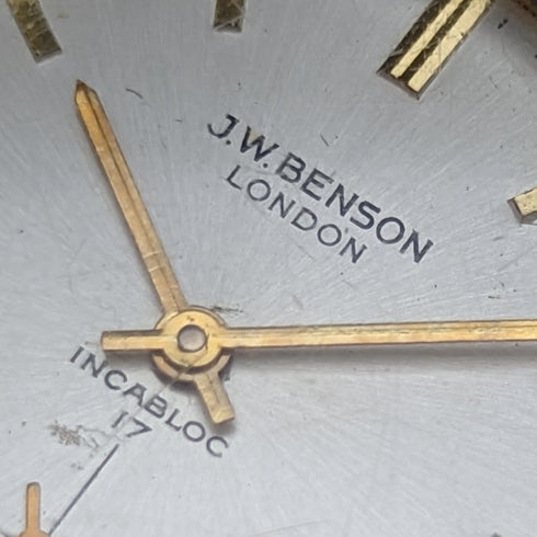 British vintage Benson men's wristwatch gold plated case 17 stones works well